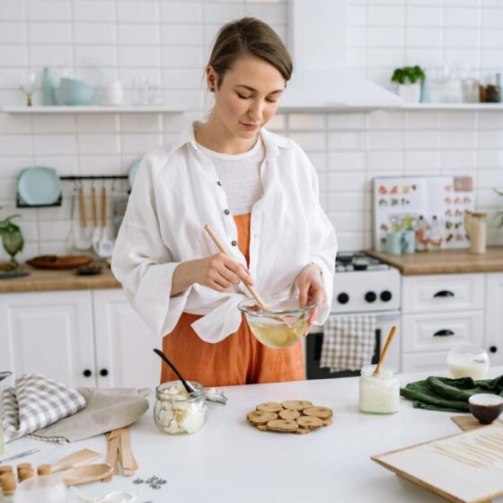 Homemade Candles: How to Turn Your Kitchen Into a Candle Studio